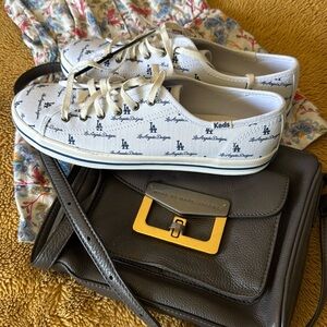 Keds LA Dodgers Women's Size 6.5 White Kickstart Repeat Logo Sneakers Shoes